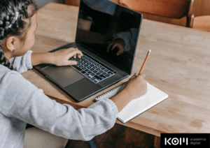 Los Mejores Cursos Online de Desarrolla una marca: De la estrategia a su expresión creativa kom academia digital e learning plataformas aula virtual los mejores cursos ranking tabla comparativa 40 KOM Academia Digital Los Mejores Cursos Online de Ilustración de personajes para marcas.