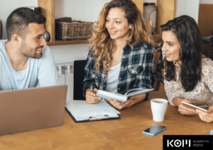 Los Mejores Cursos Online de Branding para redes sociales kom academia digital e learning plataformas aula virtual los mejores cursos ranking tabla comparativa 43 KOM Academia Digital Los Mejores Cursos Online de Estrategias de Naming: Dándole un nombre a tu marca.