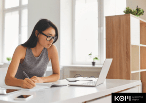 Los Mejores Cursos Online de Prospección comercial y negociación kom academia digital e learning plataformas aula virtual los mejores cursos ranking tabla comparativa 62 KOM Academia Digital Los Mejores Cursos Online de Manejo de equipos de ventas de alto rendimiento.