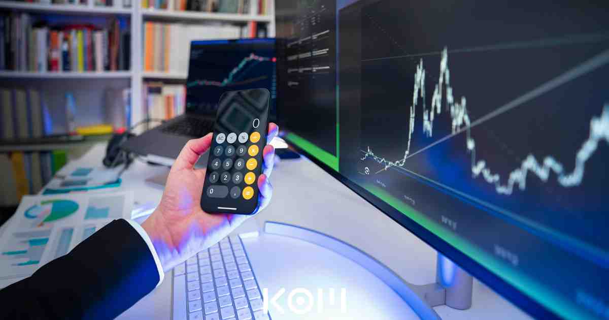 Catálogo industrial en pantalla mostrando ficha técnica de maquinaria pesada con specs detalladas