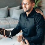 Chatbots con IA en tu landing page: automatiza la conversión