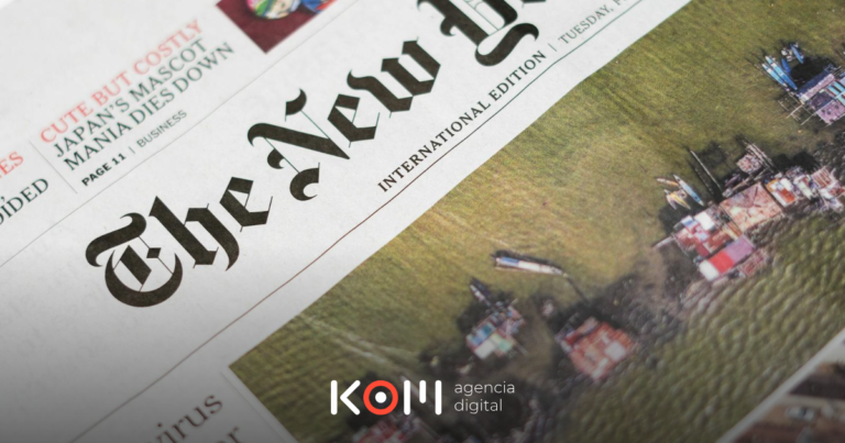 Contadora peruana calculando el costo del Libro de Reclamaciones físico versus virtual a 3 años