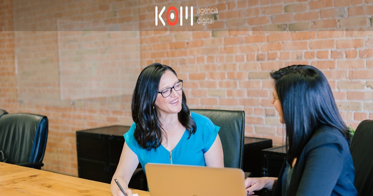 GEO para ecommerce: cómo lograr que la IA recomiende tus productos - KOM Agencia Digital