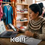 Dueña de una tienda peruana compara en su laptop los resultados de Google Ads o Facebook Ads para decidir dónde invertir