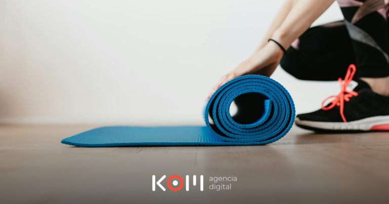 Entrenador personal peruano en gimnasio con Libro de Reclamaciones aplicado a contratos de fitness