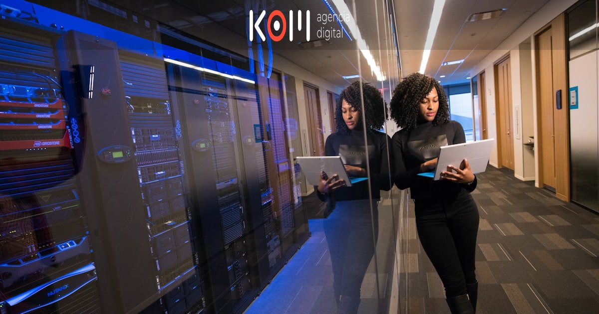 ¿Qué es el Share of Model (SOM) y cómo medirlo para tu marca? - KOM Agencia Digital